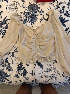 Astr Light Beige Ruched Long-Sleeve Peasant Top